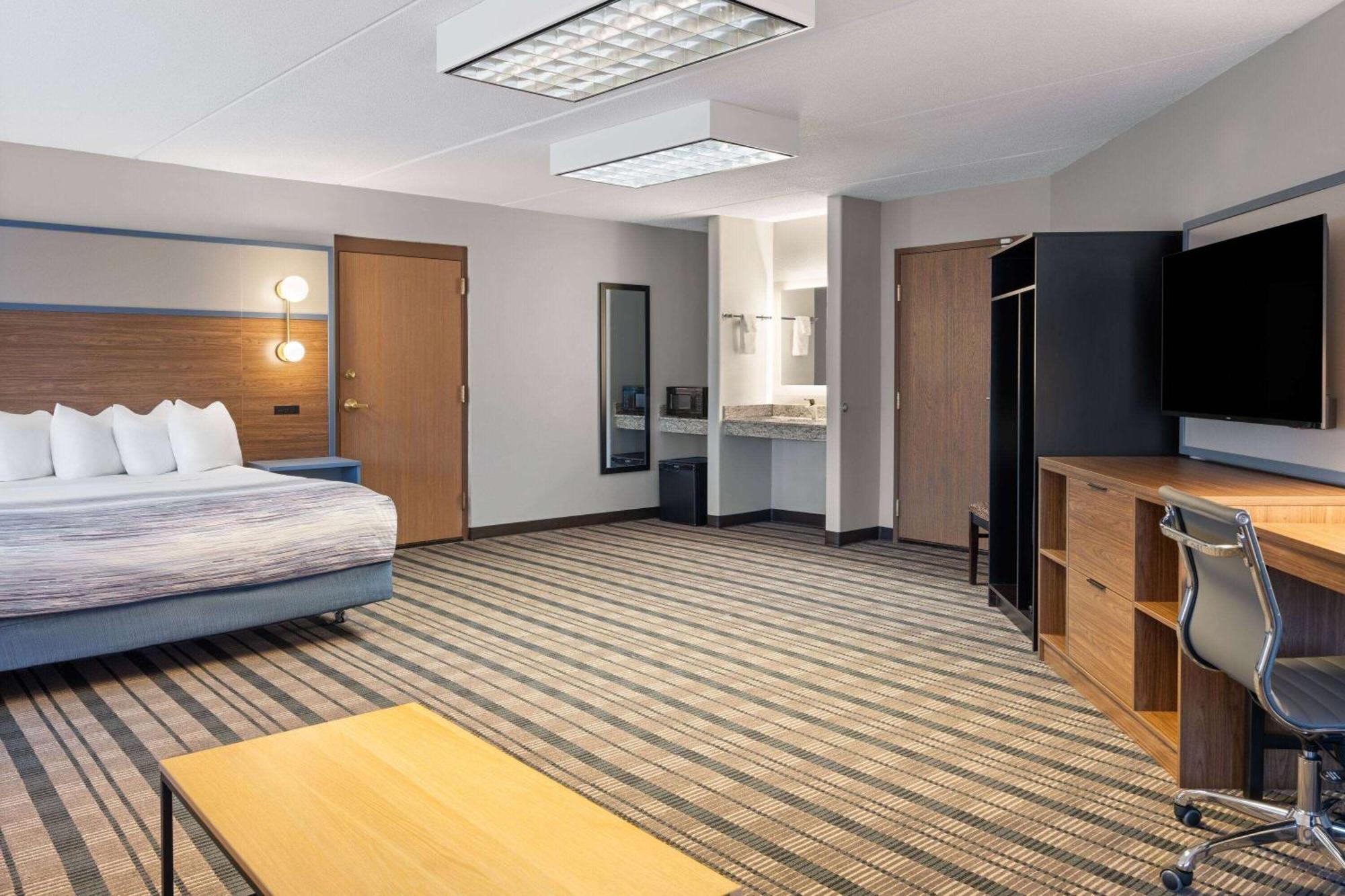 Americinn By Wyndham Beaver Dam Buitenkant foto